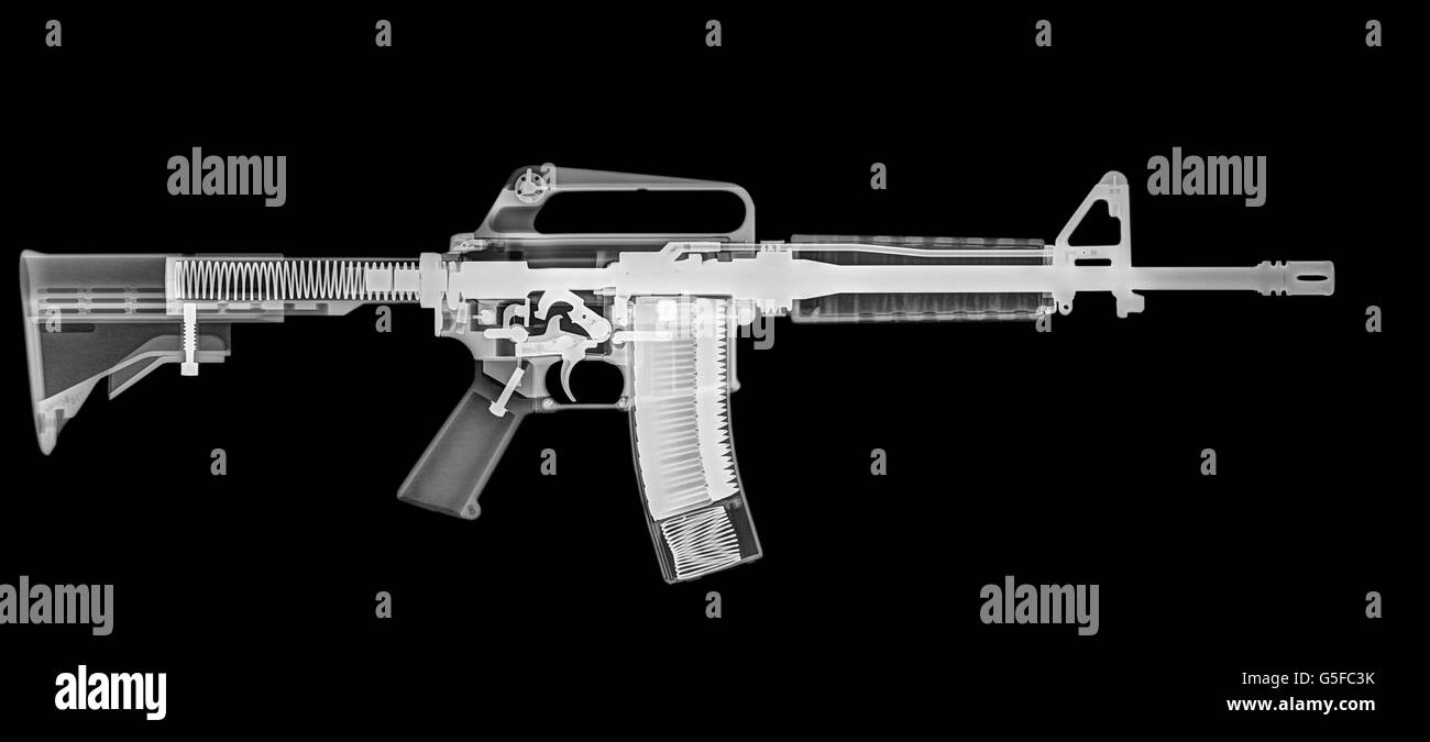 M4 (m16A2) Sturmgewehr unter Röntgenkontrolle Stockfoto