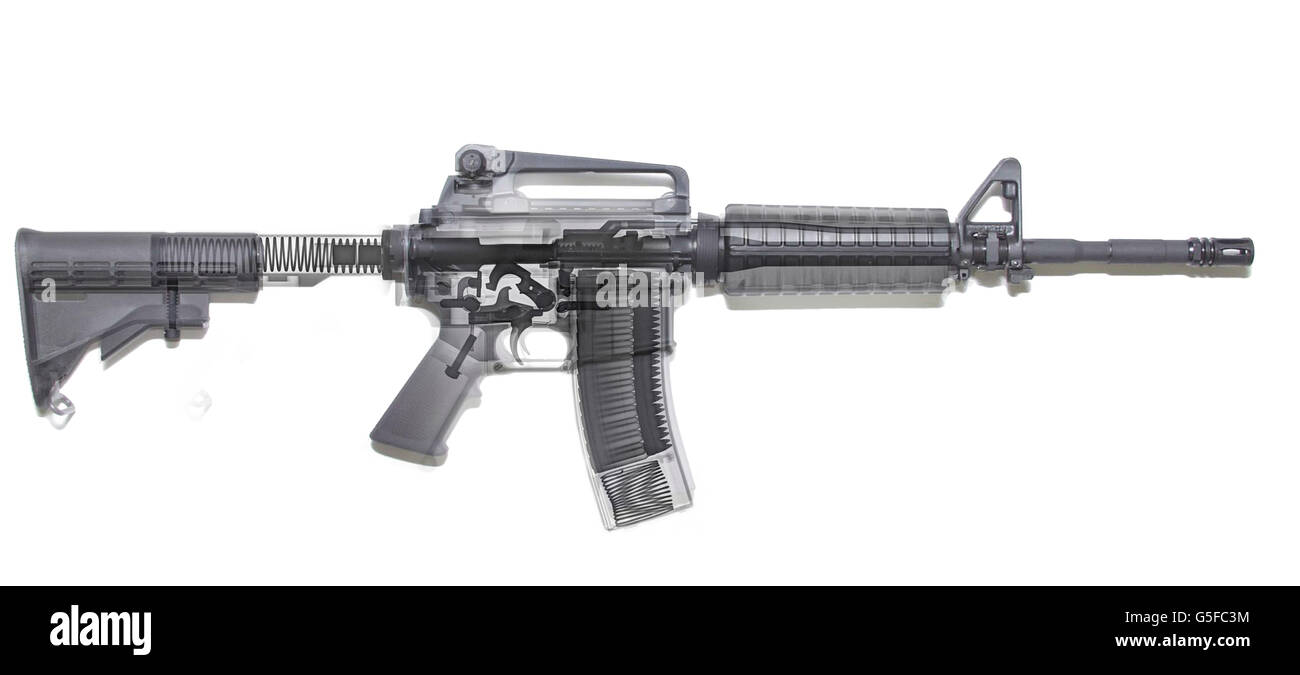 M4 (m16A2) Sturmgewehr unter Röntgenkontrolle auf weißem Hintergrund Stockfoto