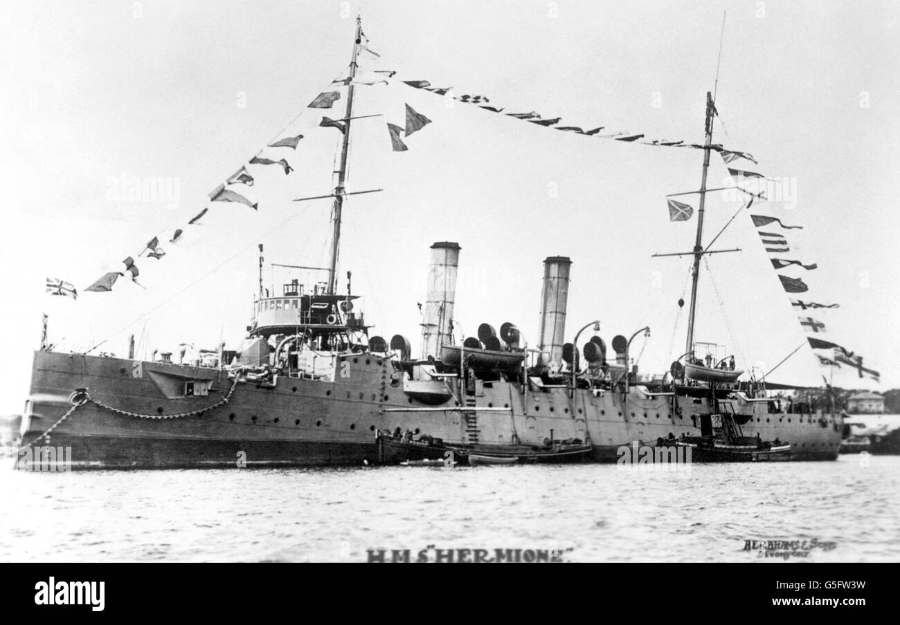 HMS Hermione, die von der Marine Society für den Einsatz als Trainingsschiff gekauft wurde, um den Platz der Kriegsbeendigung in Tilbury zu nehmen. Stockfoto