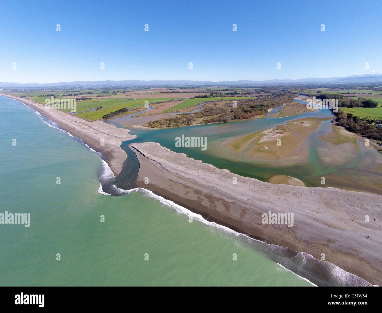 Opihi Mündung in der Nähe von Temuka, South Canterbury, Südinsel, Neuseeland - drone Antenne Stockfoto