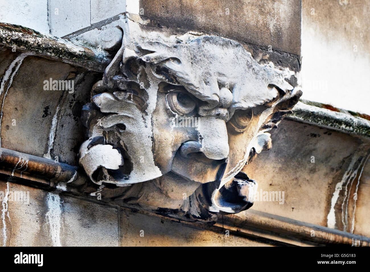 St Alban Wood Street Maske corbel Stockfoto