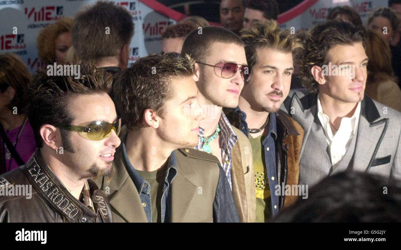 Die amerikanische Boy-Band N Sync kommt bei den MTV Video Music Awards an, die im Metropolitan Opera House in New York, USA, stattfinden. Stockfoto