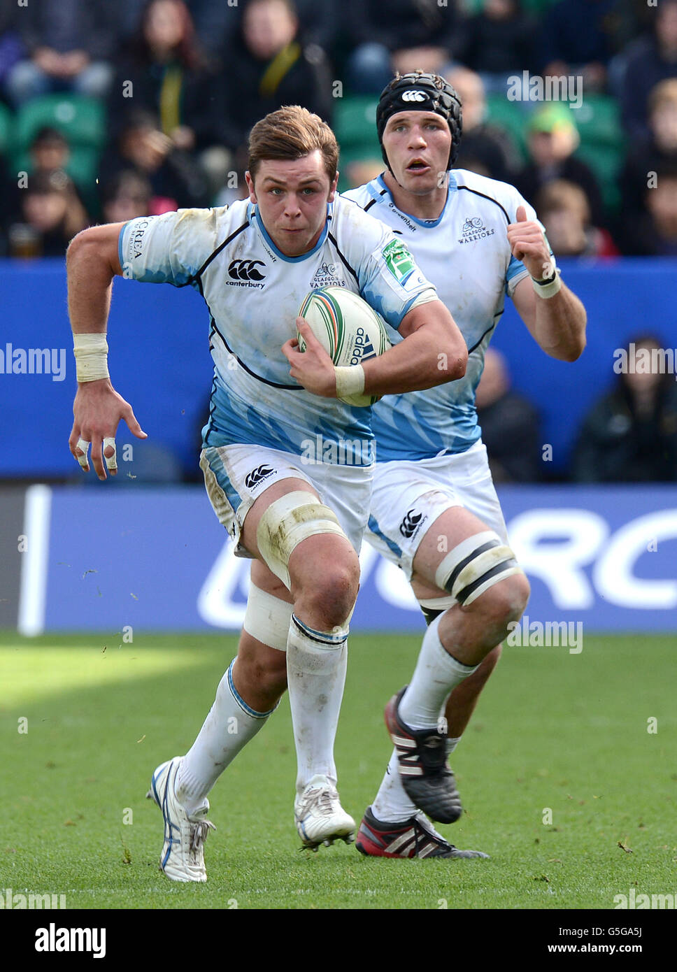 Rugby Union - Heineken Cup - Pool 4 - Runde eins - Northampton Saints gegen Glasgow Warriors - Franklin's Gardens. Ryan Wilson von den Glasgow Warriors bricht für die Linie Stockfoto