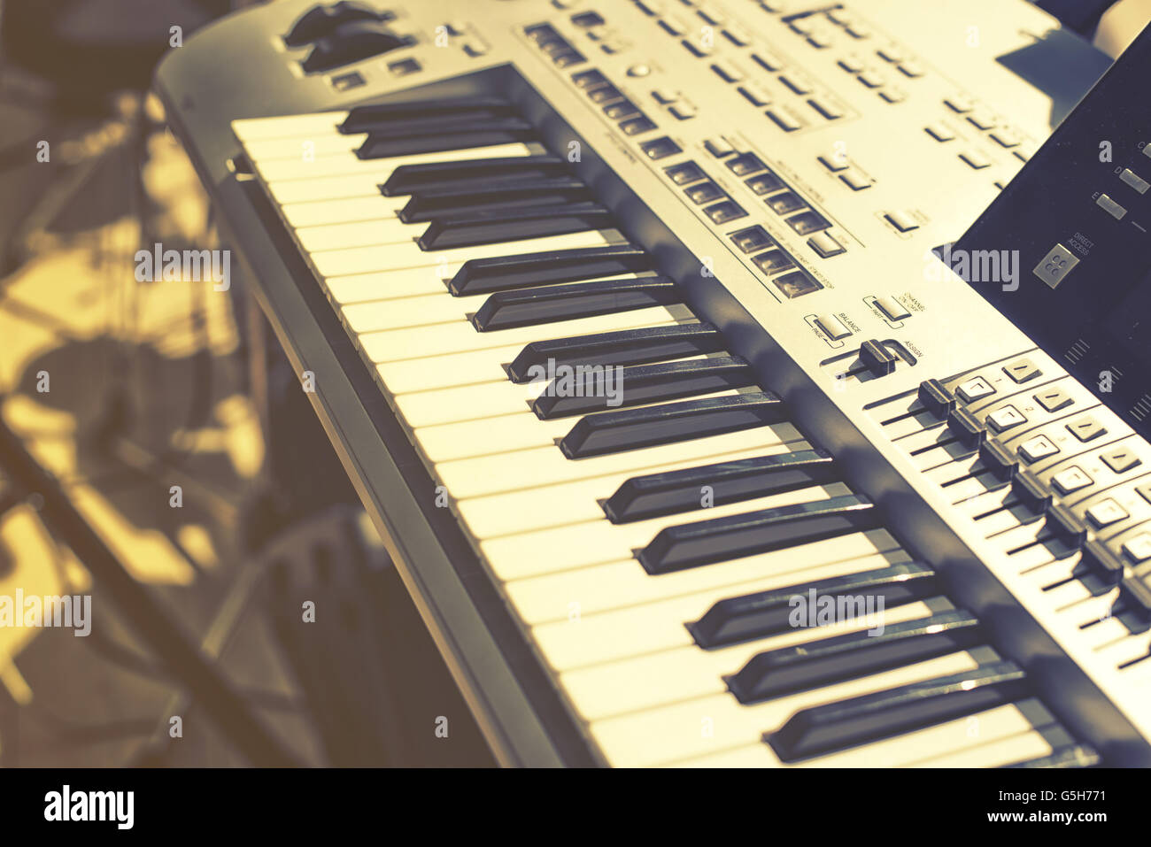 Jahrgang suchen Detail von Schlüsseln auf Musik-keyboard Stockfoto