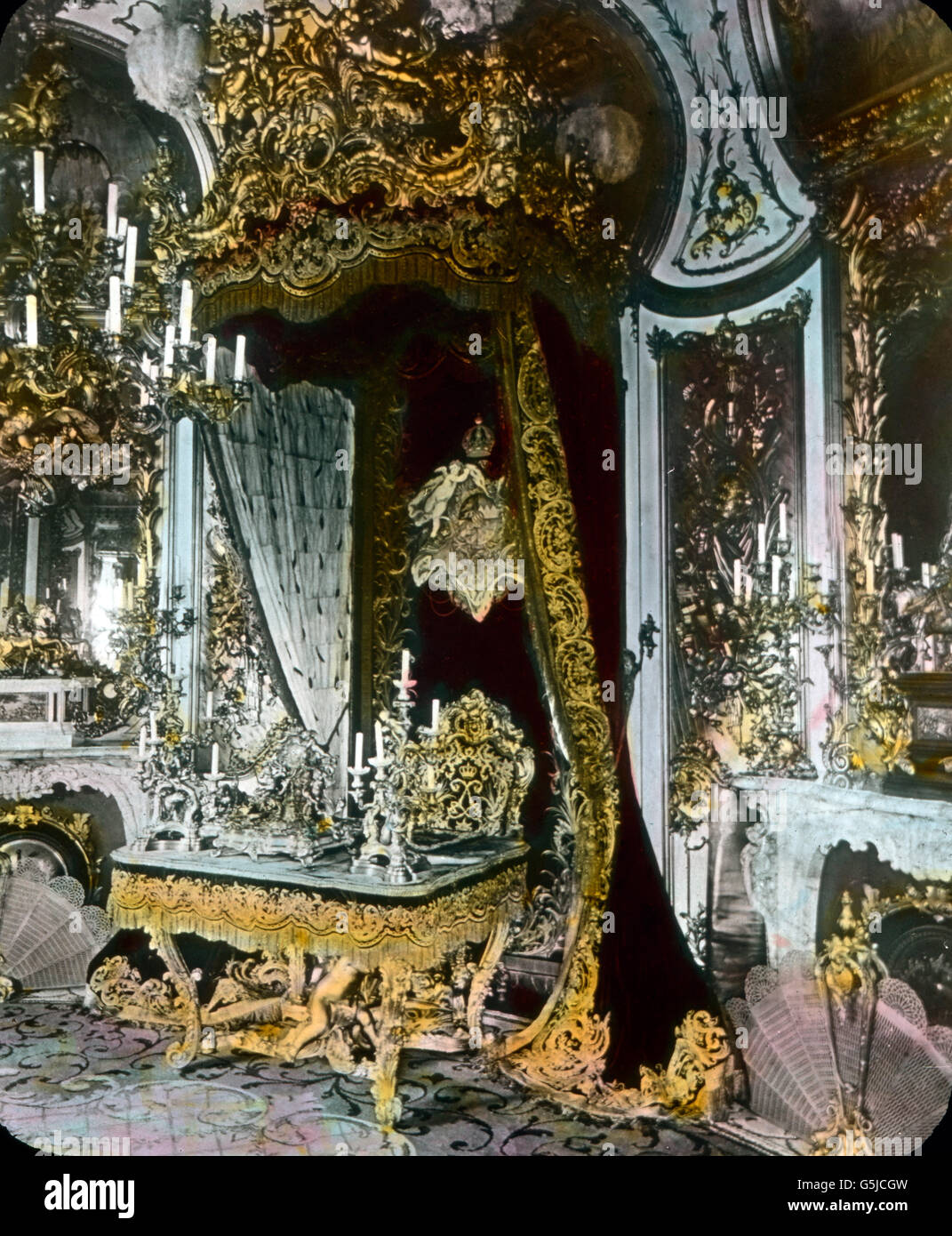 Arbeitszimmer von König Ludwig II. Auf Schloß Linderhof in Ettal in Bayern. Studie des Königs Louis II Schloss Linderhof bei Ettal in Bayern. Stockfoto