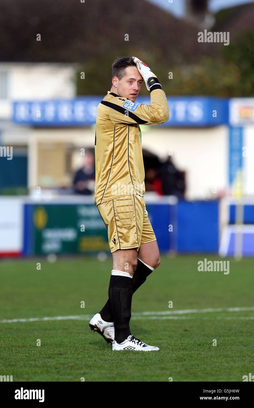 -FA Trophy - dritte Qualifikationsrunde - Farnborough V Truro City - The Rushmoore Gemeinschaft Fußballstadion Stockfoto