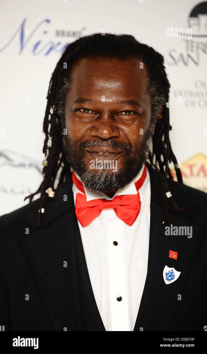 World Food Awards 2012. Levi Roots kommt bei den World Food Awards an, die im Lancaster Hotel in London verliehen werden. Stockfoto