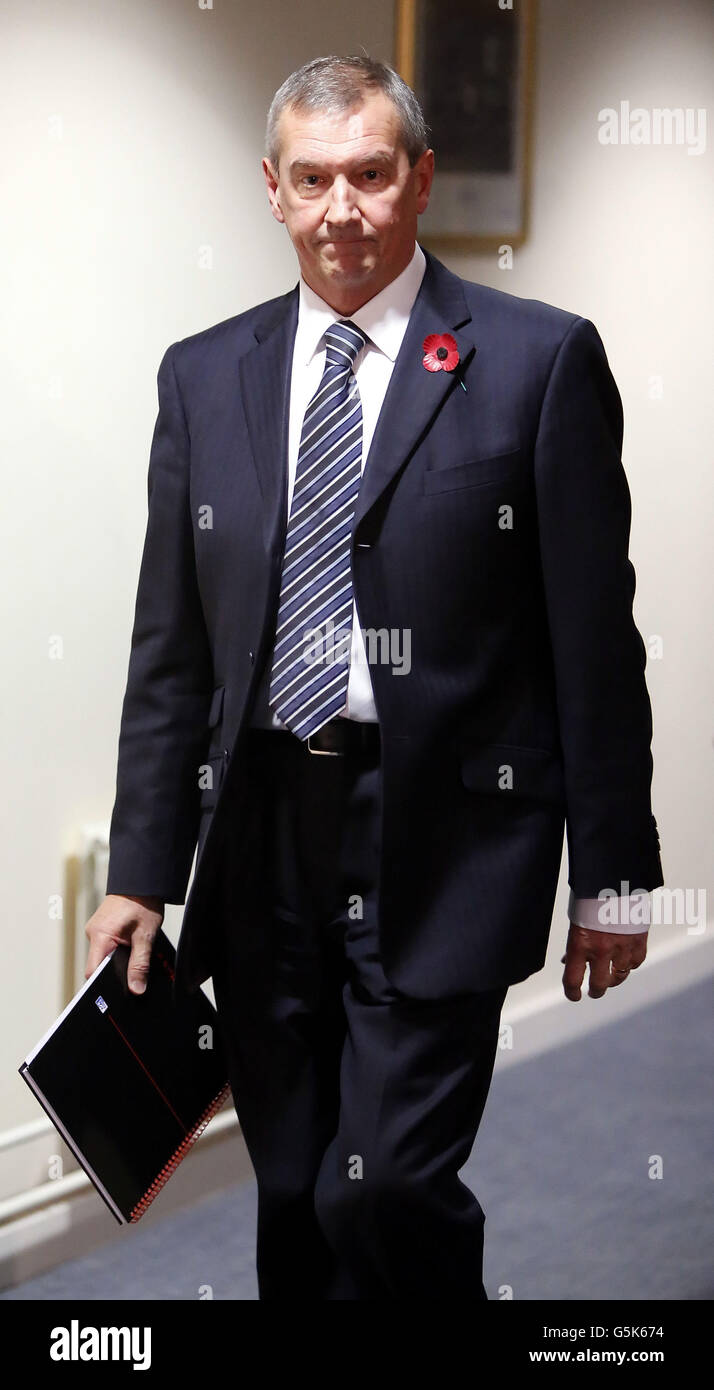 Campbell Ogilvie Präsident des Scottish Football Association während einer Pressekonferenz im Hampden Park, Glasgow. Stockfoto