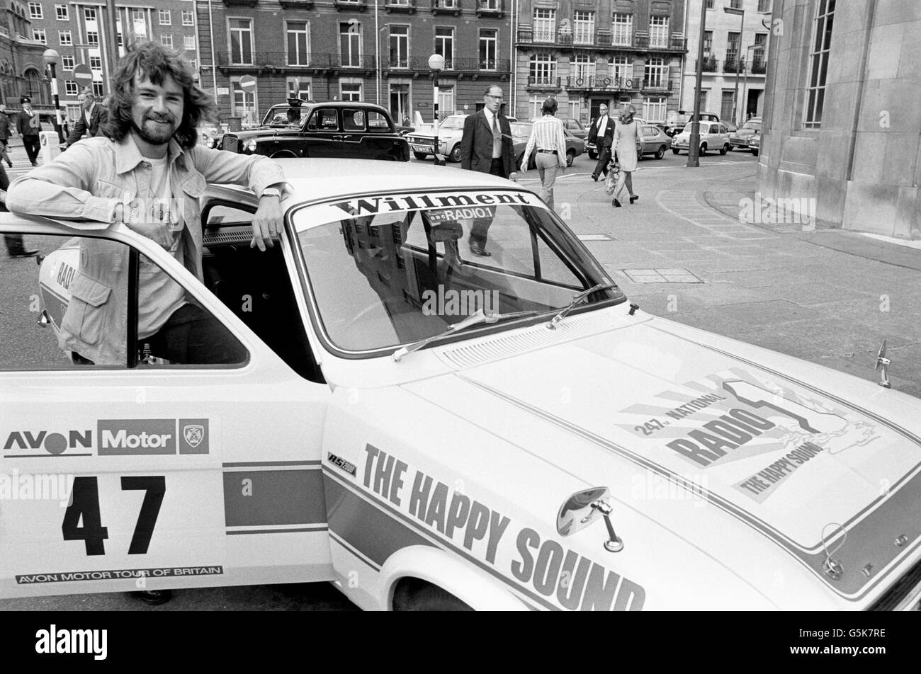 Radio One Disc Jockey Noel Edmonds wurde von seiner Frau Gill begleitet, als sie das Steuer eines Escort RS2000 für die Avon Motor Tour of Britain übernahm. Dies war eine doppelte Premiere für das Ehemann und Ehefrau-Team, was Noels erste Rallye-Veranstaltung und Gills Motorsport-Debüt markierte. Stockfoto