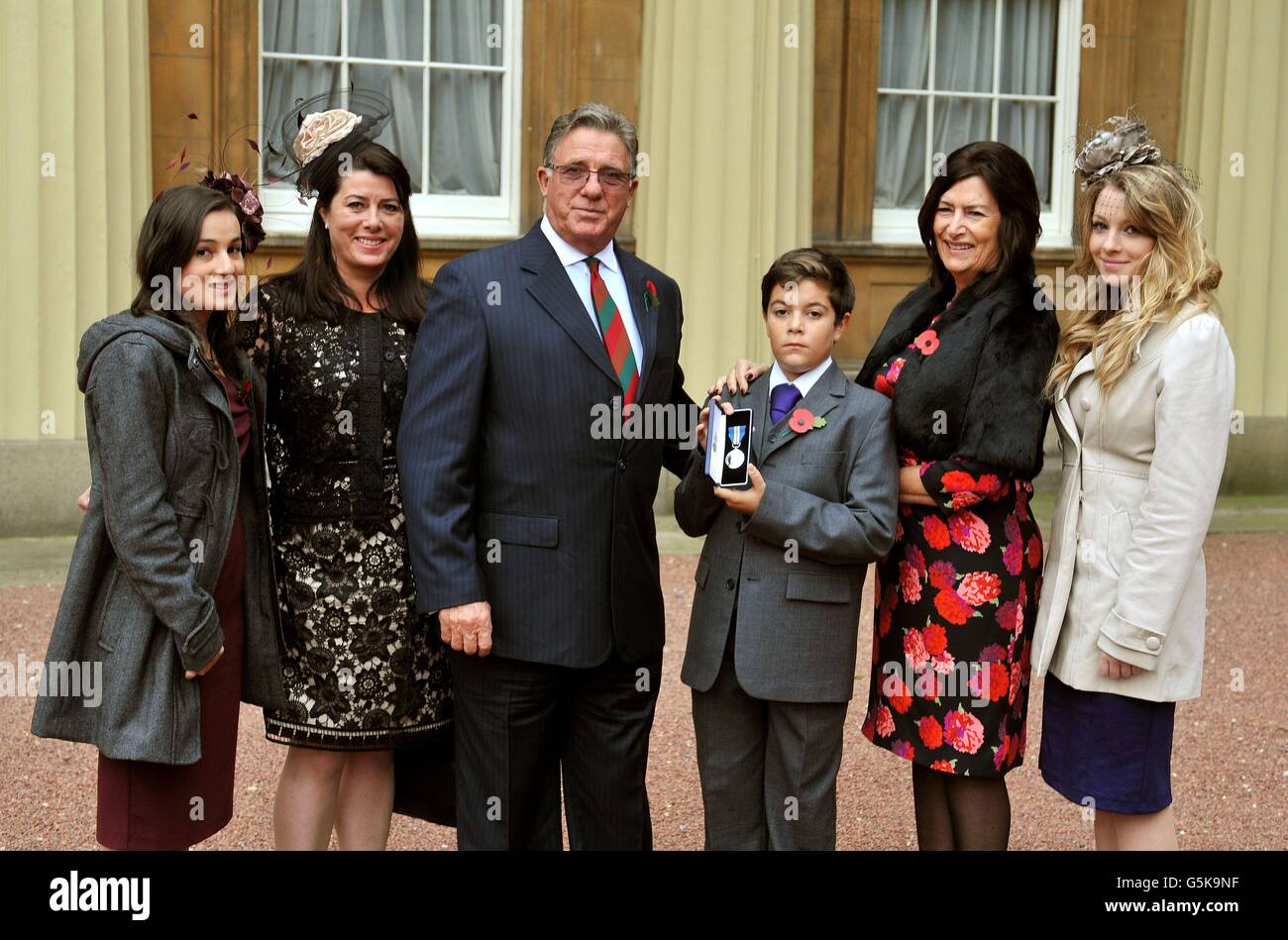 Major timothy turner frau patricia zweite rechts Fotos und