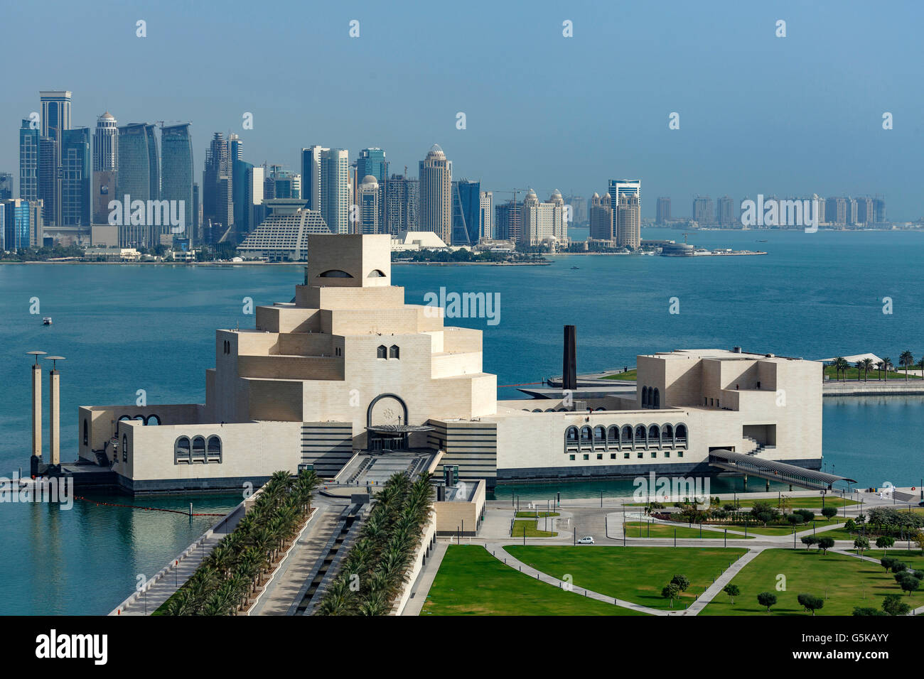 Doha-Museum für islamische Kunst im Hafen, Doha, Katar Stockfoto