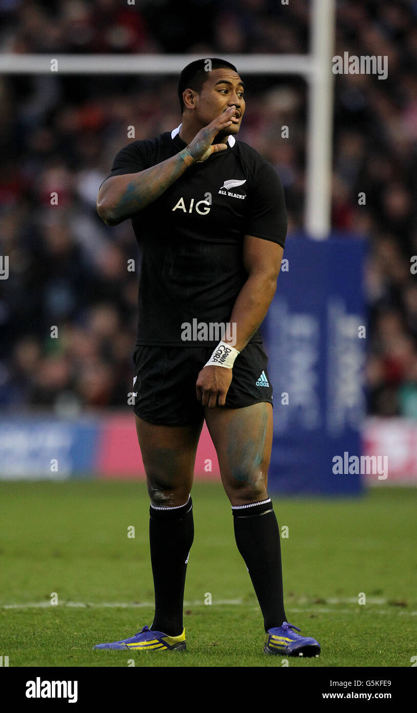 Rugby Union - EMV-Test - Schottland / Neuseeland - Murrayfield. Julian Savea, Neuseeland Stockfoto