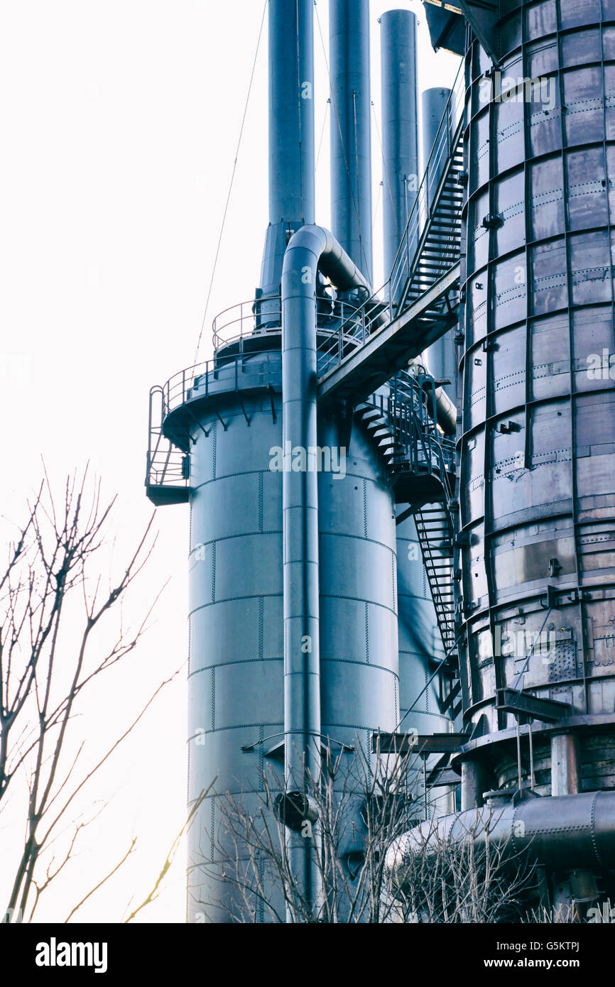 Foto einer Metall Ol-Fabrik Stockfoto