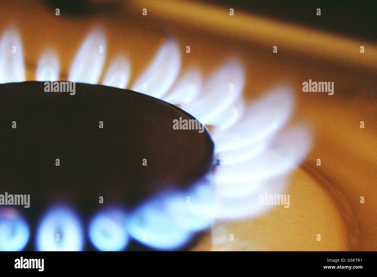 Foto von einigen Feuer Flammen auf einem Gasherd Stockfoto