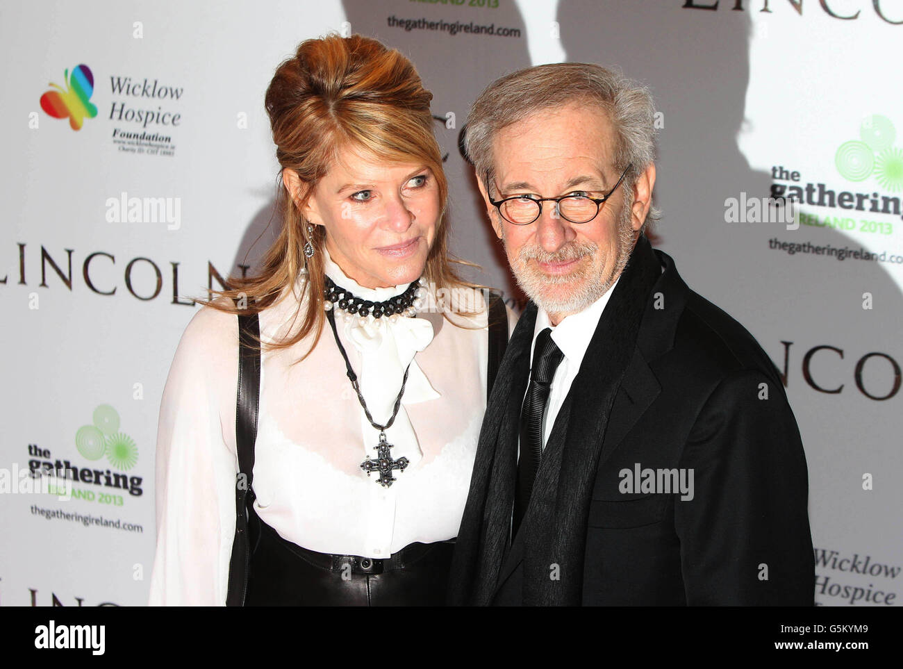 Kate Capshaw und Steven Spielberg im Savoy-Kino in Dublin, für die Europa-Premiere von Lincoln. Stockfoto