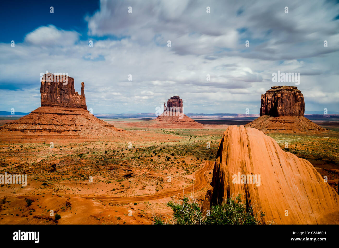 Herzlich Willkommen Sie in atemberaubende Monument Valley! Stockfoto