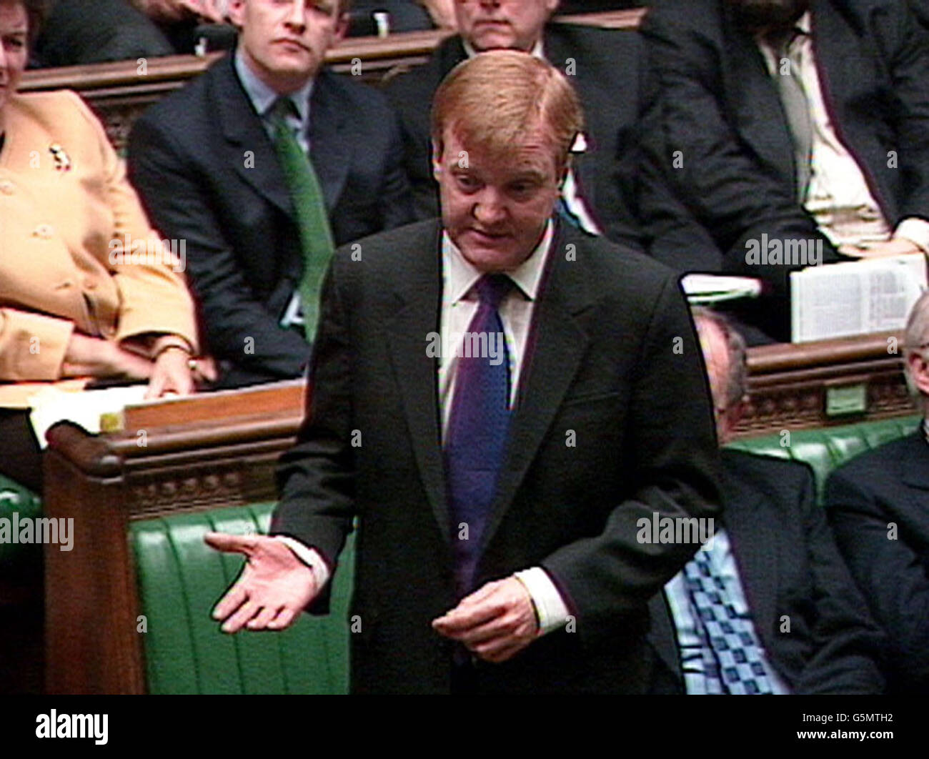 Charles Kennedy, Vorsitzender der Liberaldemokraten, während der Fragestunde des Premierministers im Unterhaus im Zentrum von London Stockfoto