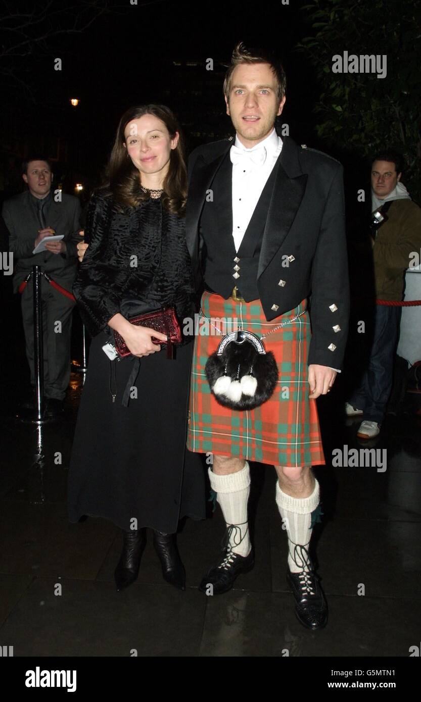 Schauspieler Ewan McGregor und Frau Eve, die für ein Burns Supper im St. Martins Lane Hotel, London, zur Unterstützung der Sargent Cancer Care for Children und des Rachel House Children Hospice ankommen. Stockfoto