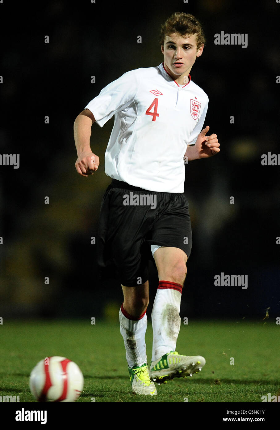 Soccer Victory Shield England U16 Stockfotos Und Bilder Kaufen Alamy Soccer Victory Shield England U16 Stockfotos Und Bilder Kaufen Alamy