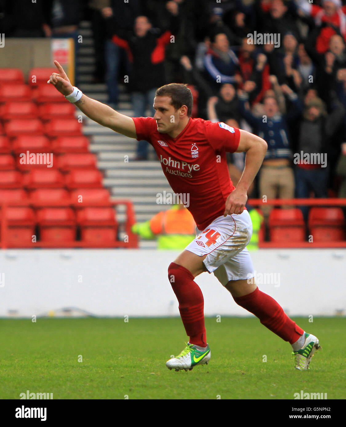 Fußball - npower Football League Championship - Nottingham Forest / Leeds United - City Ground. Billy Sharp von Nottingham Forest feiert das Tor seiner Seite zum ersten Tor des Spiels vom Strafpunkt aus Stockfoto