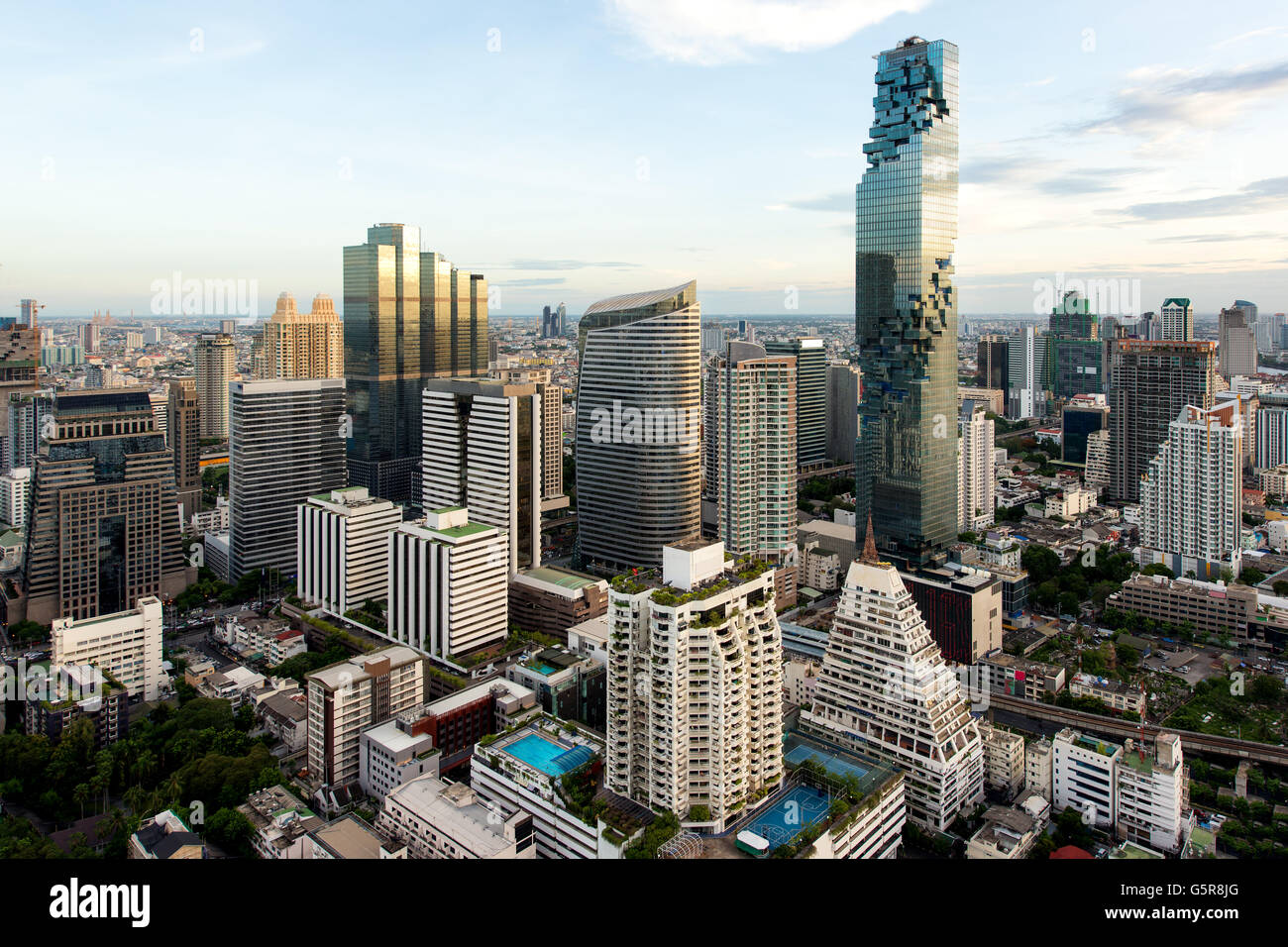 Stadtbild Bangkok in Thailand. Bangkok-Ansicht im Geschäftsviertel, Thailand. Bangkok-Wolkenkratzer. Bangkok ist die Hauptstadt Stockfoto