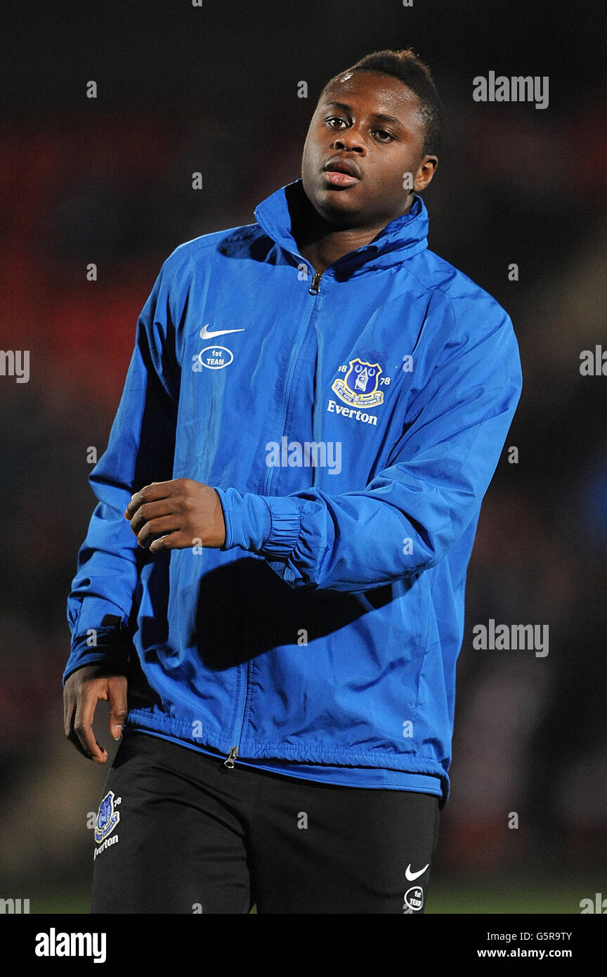 Fußball - FA-Cup - 3. Runde - Cheltenham Town V Everton - Whaddon Road Stockfoto