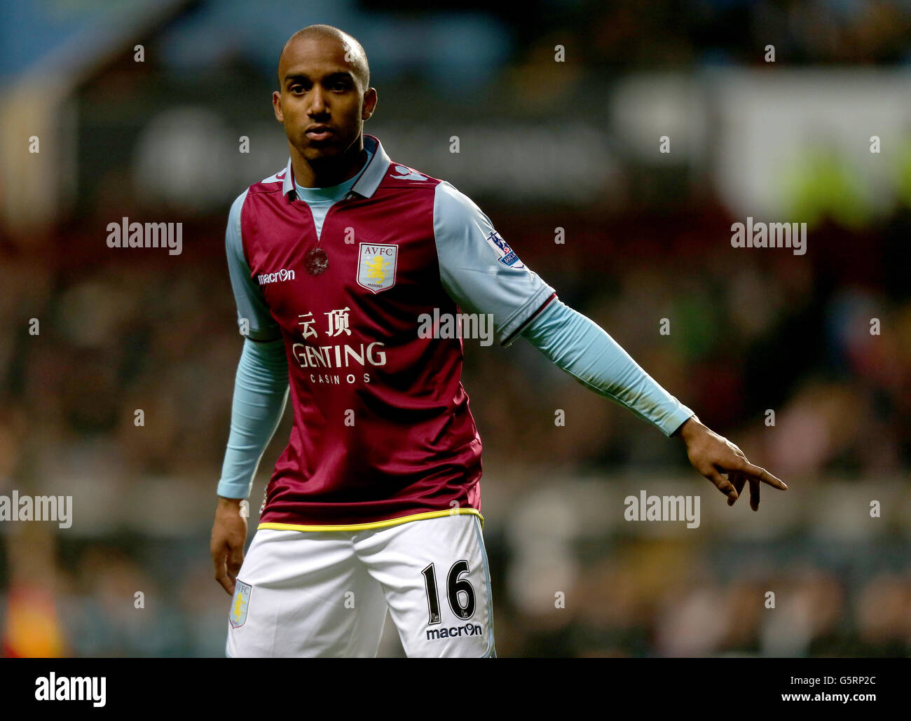 Fußball - Barclays Premier League - Aston Villa gegen Southampton - Villa Park. Fabian Delph, Aston Villa Stockfoto