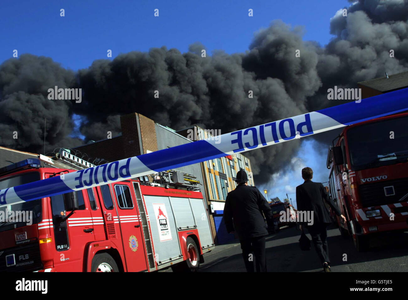 Feuer-Explosion im Distillex Werk Stockfoto