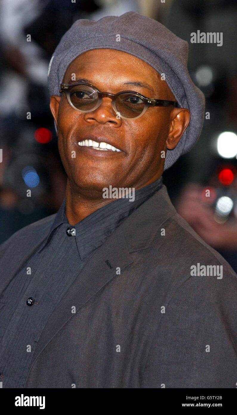 Schauspieler Samuel L Jackson kommt zur Charity-Premiere von Star Wars: Episode II - Attack of the Clones auf dem Odeon Leicester Square. Stockfoto