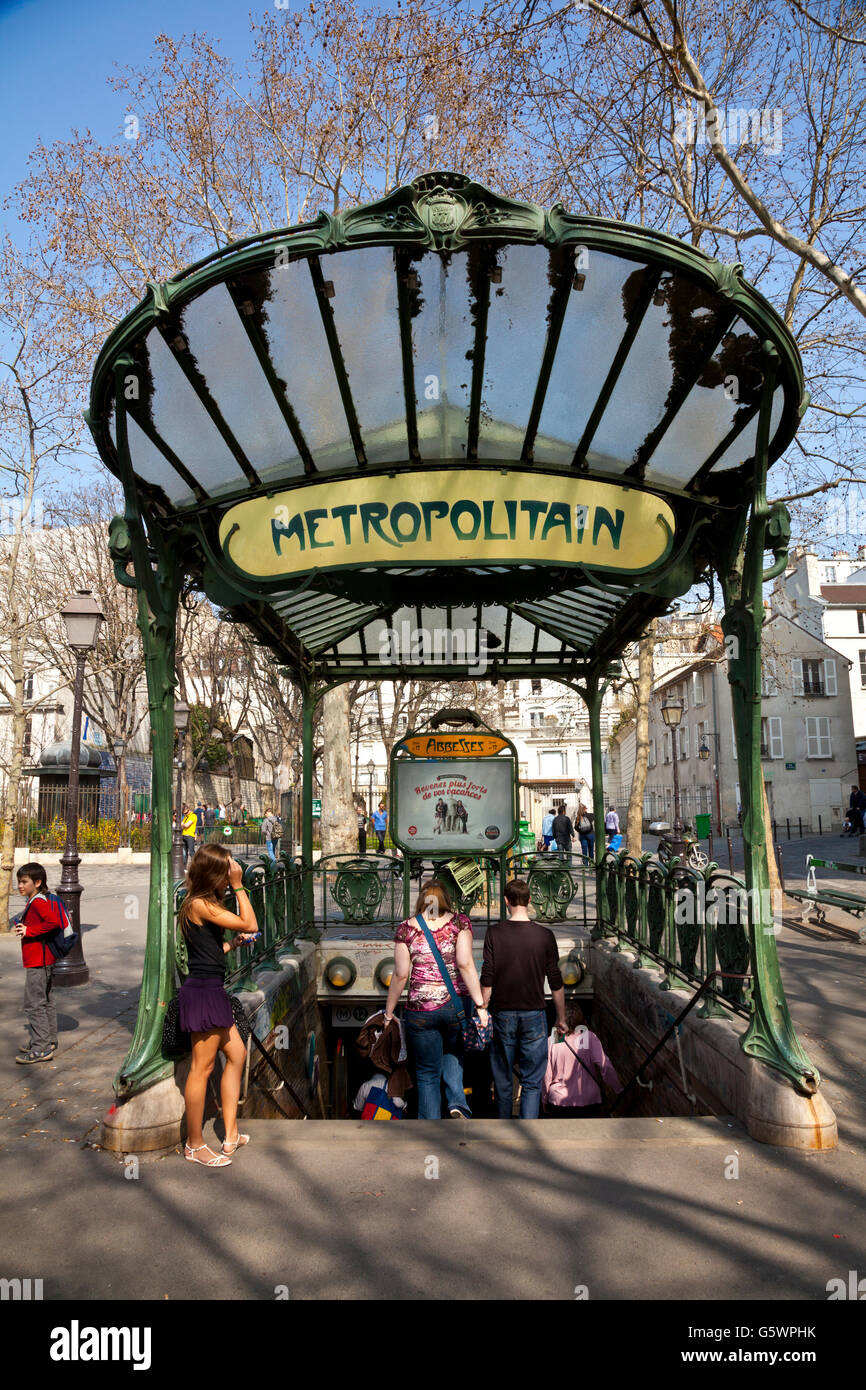 U-Bahn Eingang in Montmartre, Paris, Frankreich Stockfoto