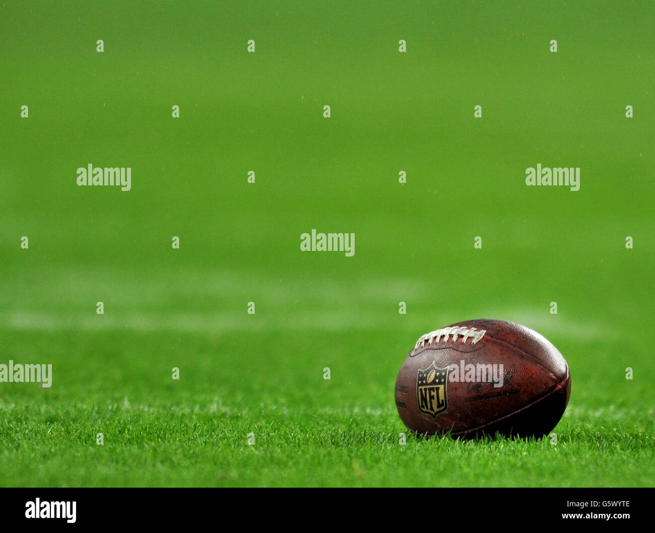 American Football - NFL International Series 2012 - St. Louis Rams gegen New England Patriots - Wembley Stadium. Eine allgemeine Ansicht eines NFL American Football Stockfoto