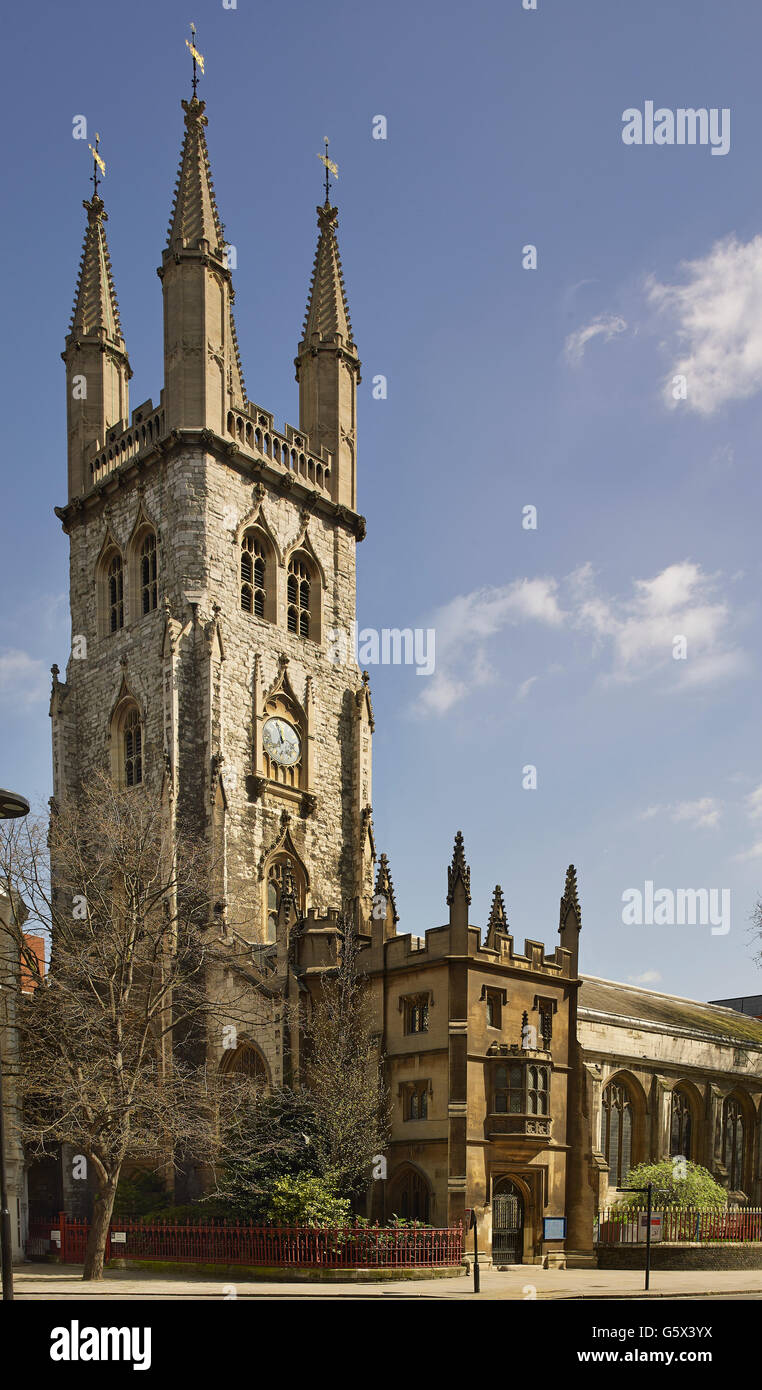 St. Sepulchre, Kirche in der City of London; außen Stockfoto