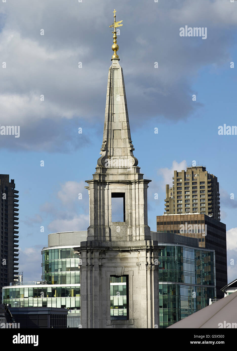 St. Vedast Alias Foster, Kirche in der City of London; Barocke Turmspitze, gonna aus konkav konvex und zurück zu konkav. Stockfoto