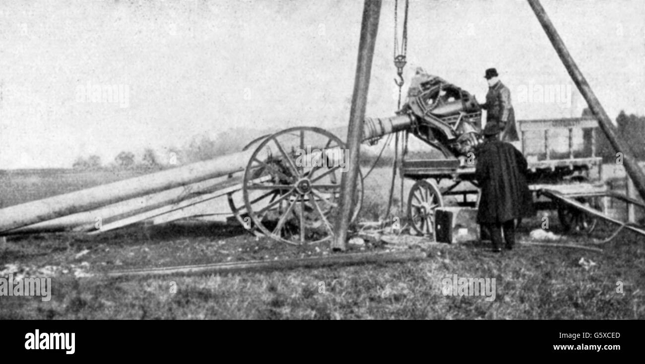Energie, Wind, Ventimotor, Windkraftwerk, entwickelt von Kurt Bilau (1872 - 1941), eröffnetes Dynamo, aus: 'Koralle', Nr. 6, Berlin, 1925, Additional-Rights-Clearences-not available Stockfoto