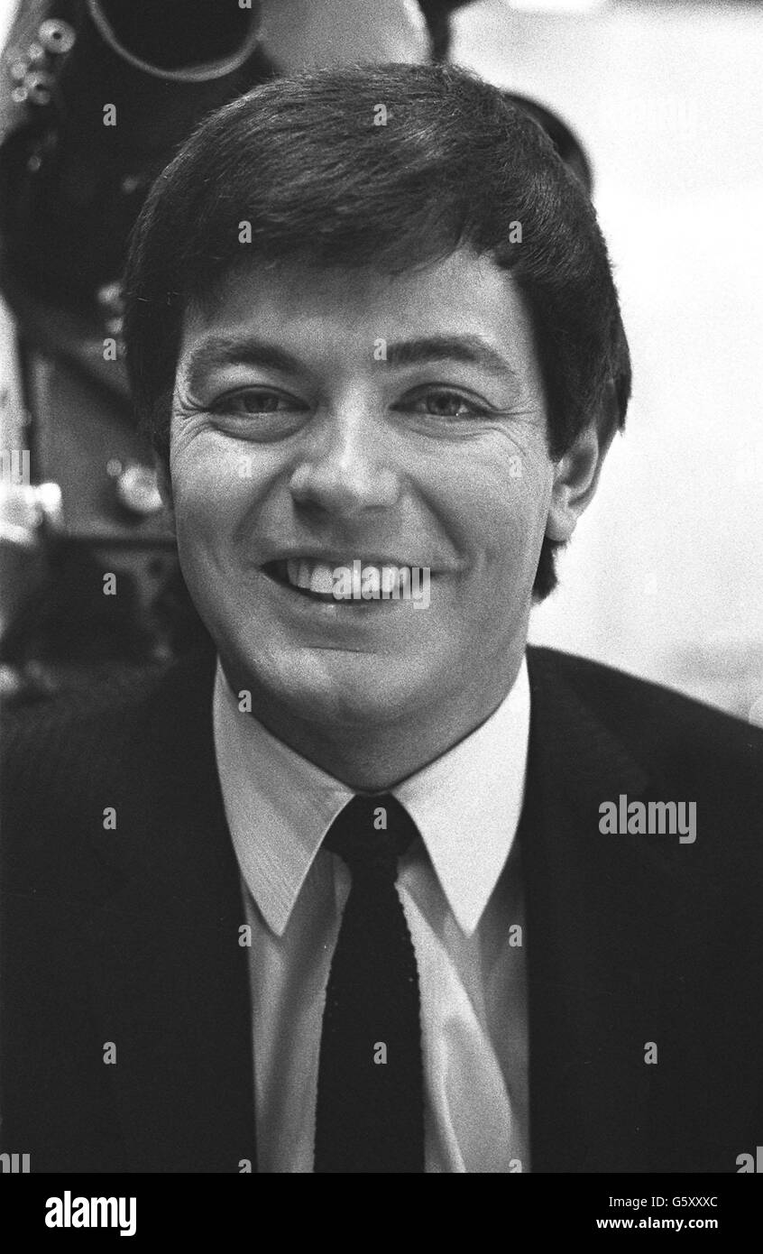 Disc Jockey, Tony Blackburn, als er am letzten TWW-Programm teilnahm, das von den Bristol Studios ausgestrahlt wurde. *26/07/04: Tony Blackburn feierte 40 Jahre Showbusiness. Stockfoto