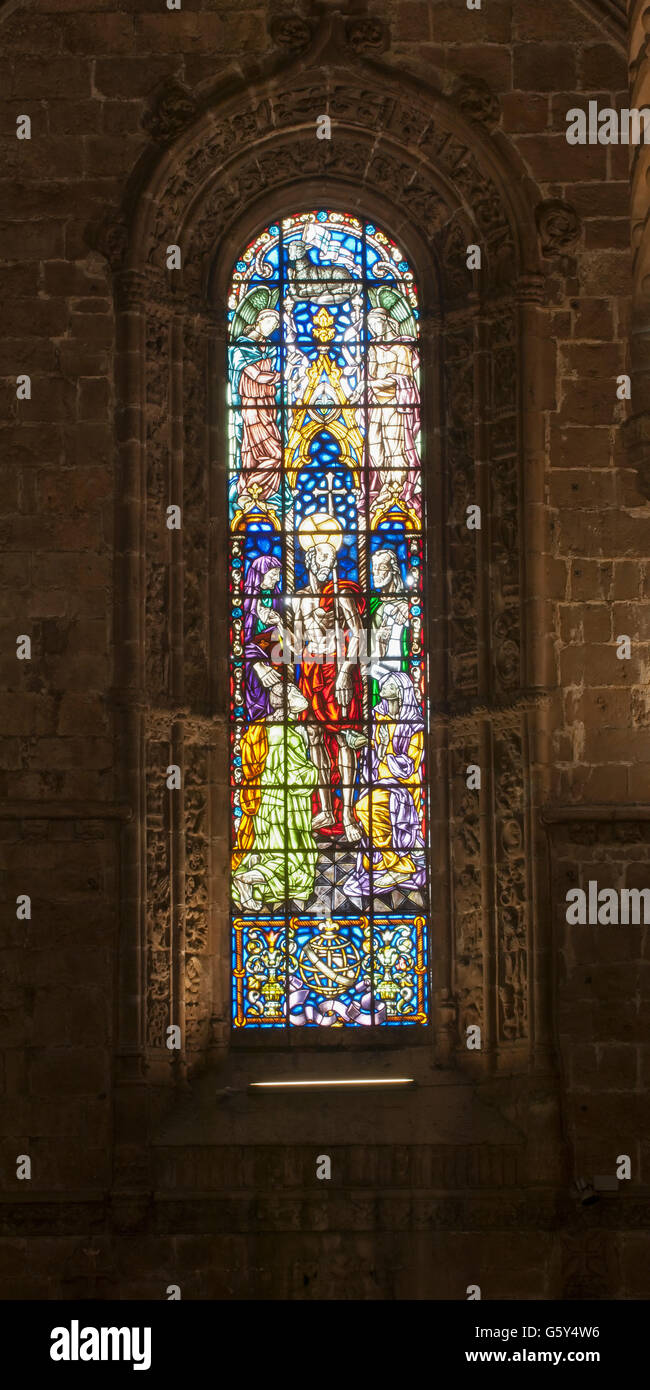 Glasfenster, Kirche von Santa Maria, Mosteiro Dos Jéronimos (das Hieronymus-Kloster), Stadtteil Belem, Lissabon Stockfoto