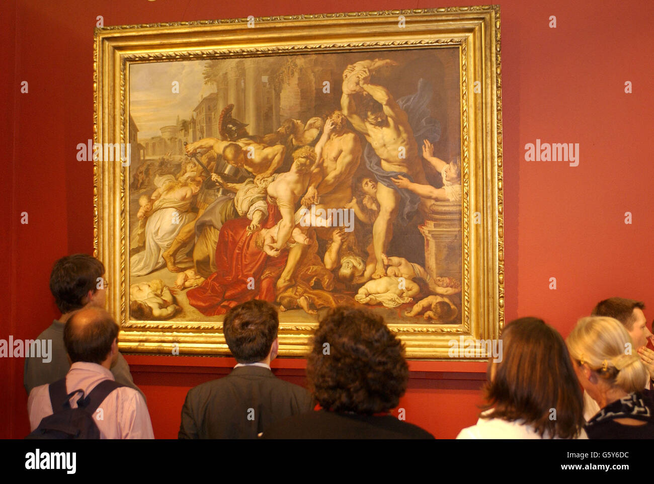 The Massacre of the Innocents, circa 1609-11 vom flämischen Künstler Peter Paul Rubens aus dem 17. Jahrhundert, wird in Sotheby' in London gesehen, wo das Gemälde heute Abend für 49,506,650 Millionen während eines Verkaufs von Kunstwerken des Alten Meisters verkauft wurde. Stockfoto