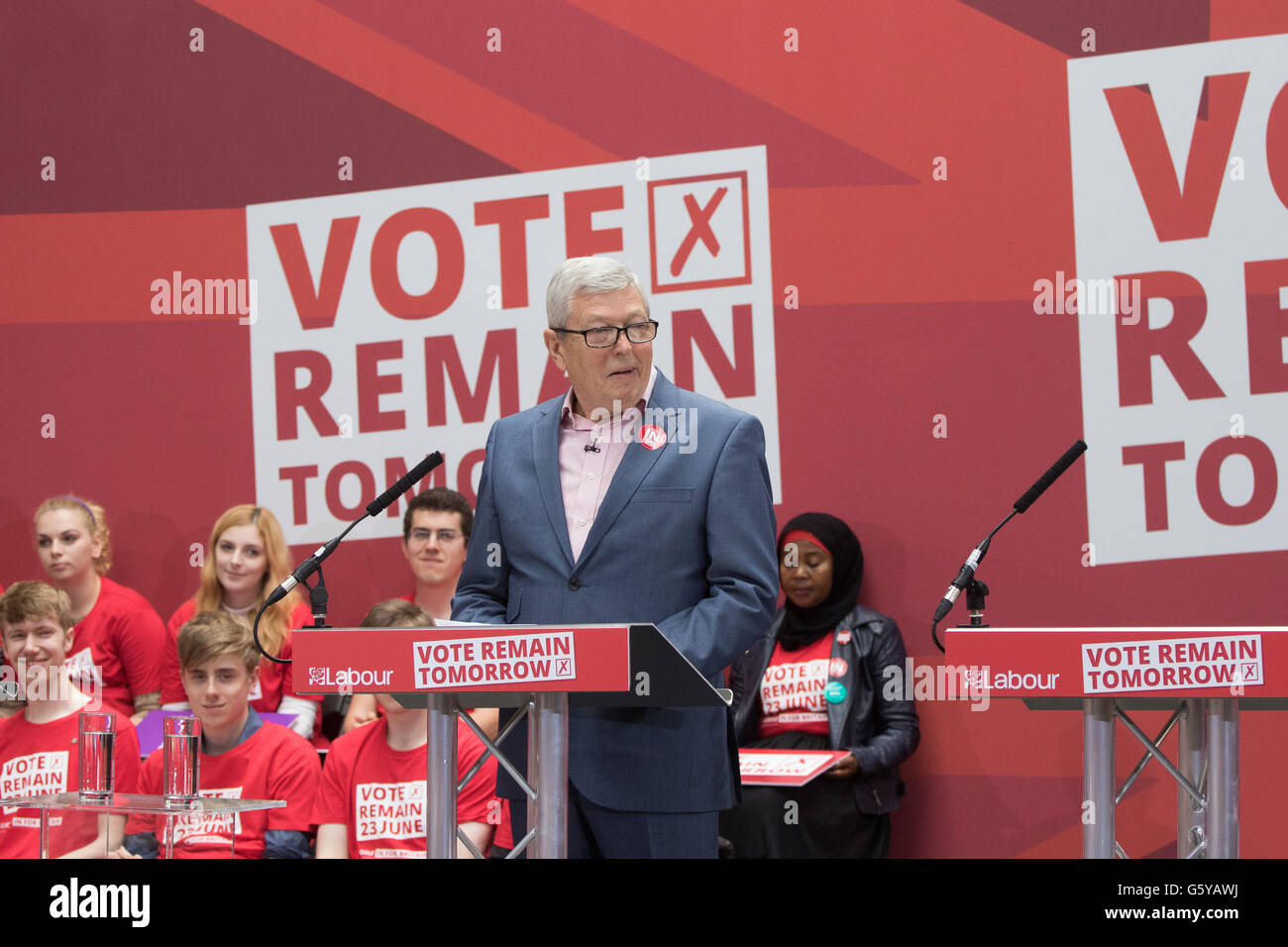 Kings Cross, London, 22. Juni 2016. Eine Abschlusskundgebung durch Mitglieder der Labour-Partei stimmen bleiben Teams findet in Kings Cross, br Stockfoto