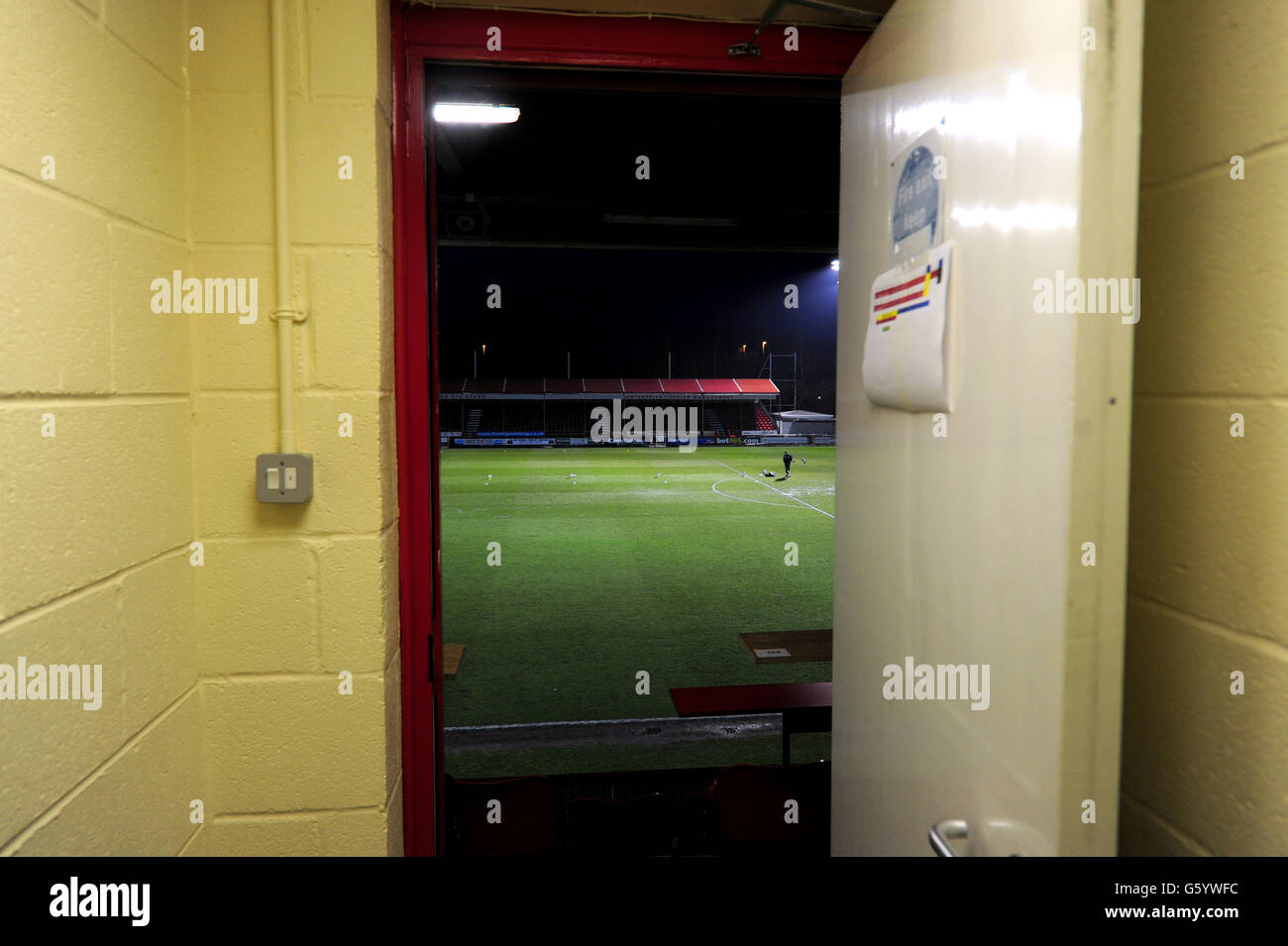 Fußball - npower Football League One - Crawley Town / Carlisle United - Broadfield Stadium. Ein allgemeiner Blick auf den Boden und das Spielfeld von den Tribünen im Broadfield Stadium, Heimstadion von Crawley Town Stockfoto