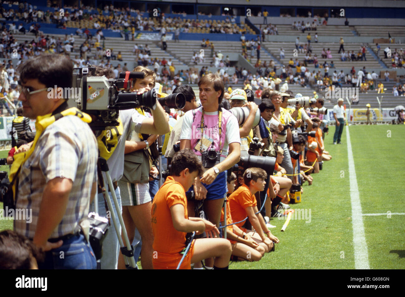 Fußball - WM Mexiko 86 - Runde der 16 - Brasilien gegen Polen - Estadio Jalisco, Guadalajara Stockfoto