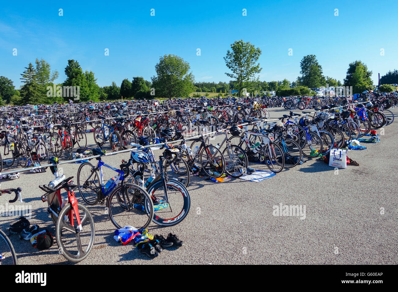 Bike Rack Triathlon Wechselzone Stockfoto
