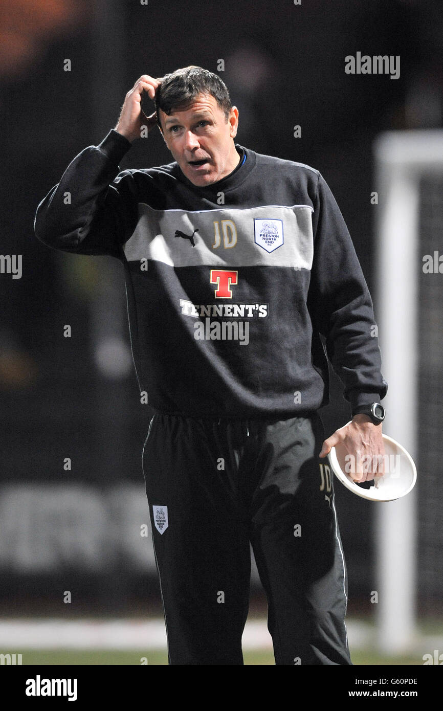 Fußball - Npower Football League One - Notts County V Preston North End - Meadow Lane Stockfoto