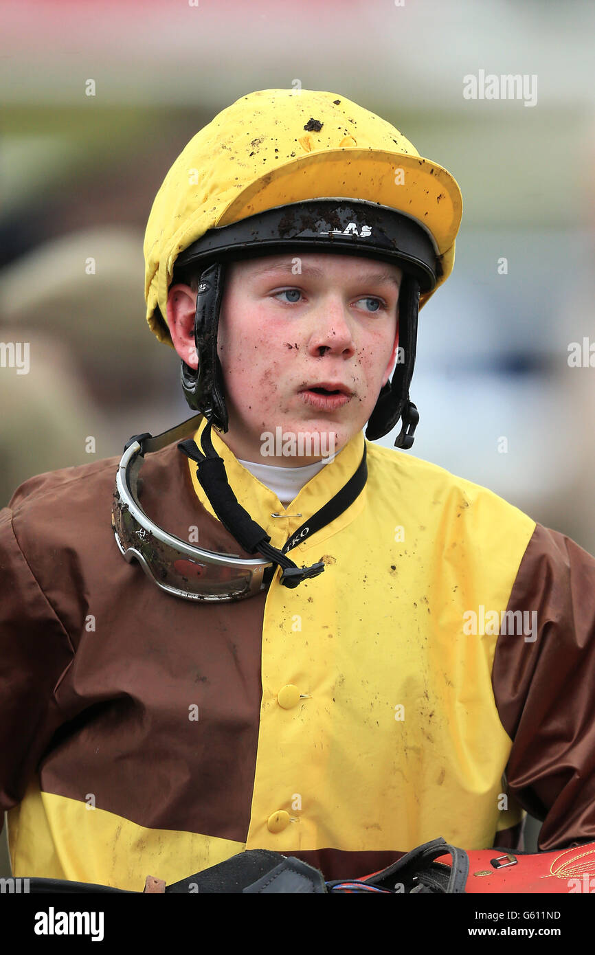Pferderennen - William Hill Lincoln Meeting - Erster Tag - Doncaster Racecourse. Jockey James Hughes Stockfoto