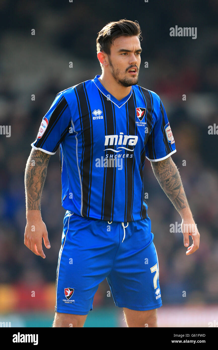 Fußball - npower Football League Two - Port Vale / Cheltenham Town - Vale Park. Marlon Pack, Cheltenham Town Stockfoto