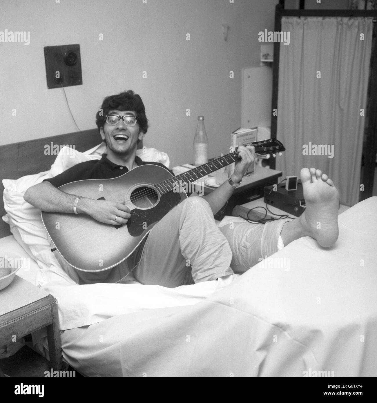 Musik - Freddie und Träumer Sänger Freddie Garrity im Krankenhaus - Manchester Stockfoto