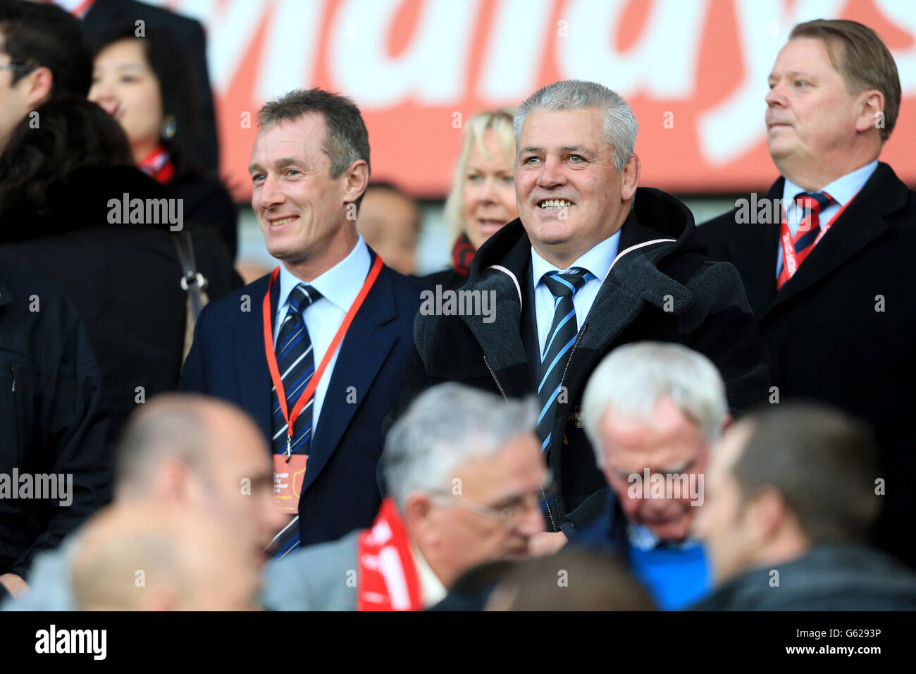 Fußball - Npower Football League Championship - Cardiff City gegen Charlton Athletic - Cardiff City Stadium Stockfoto