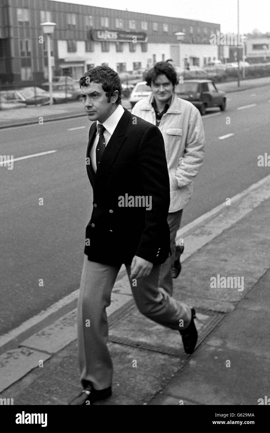 Schauspieler lewis collins Fotos und Bildmaterial in hoher Auflösung