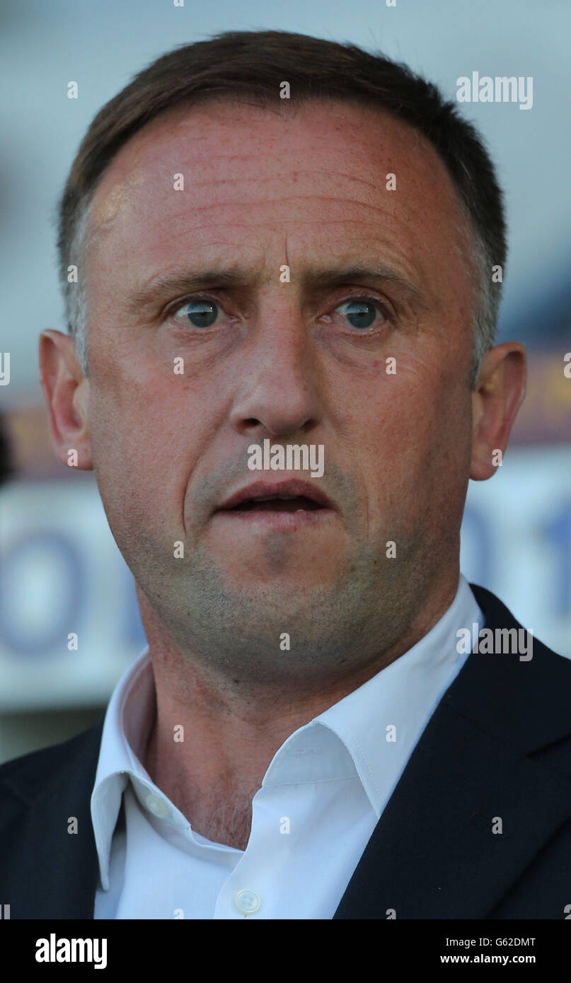 Mark Yates, Manager von Cheltenham Town, während der npower Football League Two, Play Off Semi Final, First Leg im Sixfields Stadium, Northampton. Stockfoto