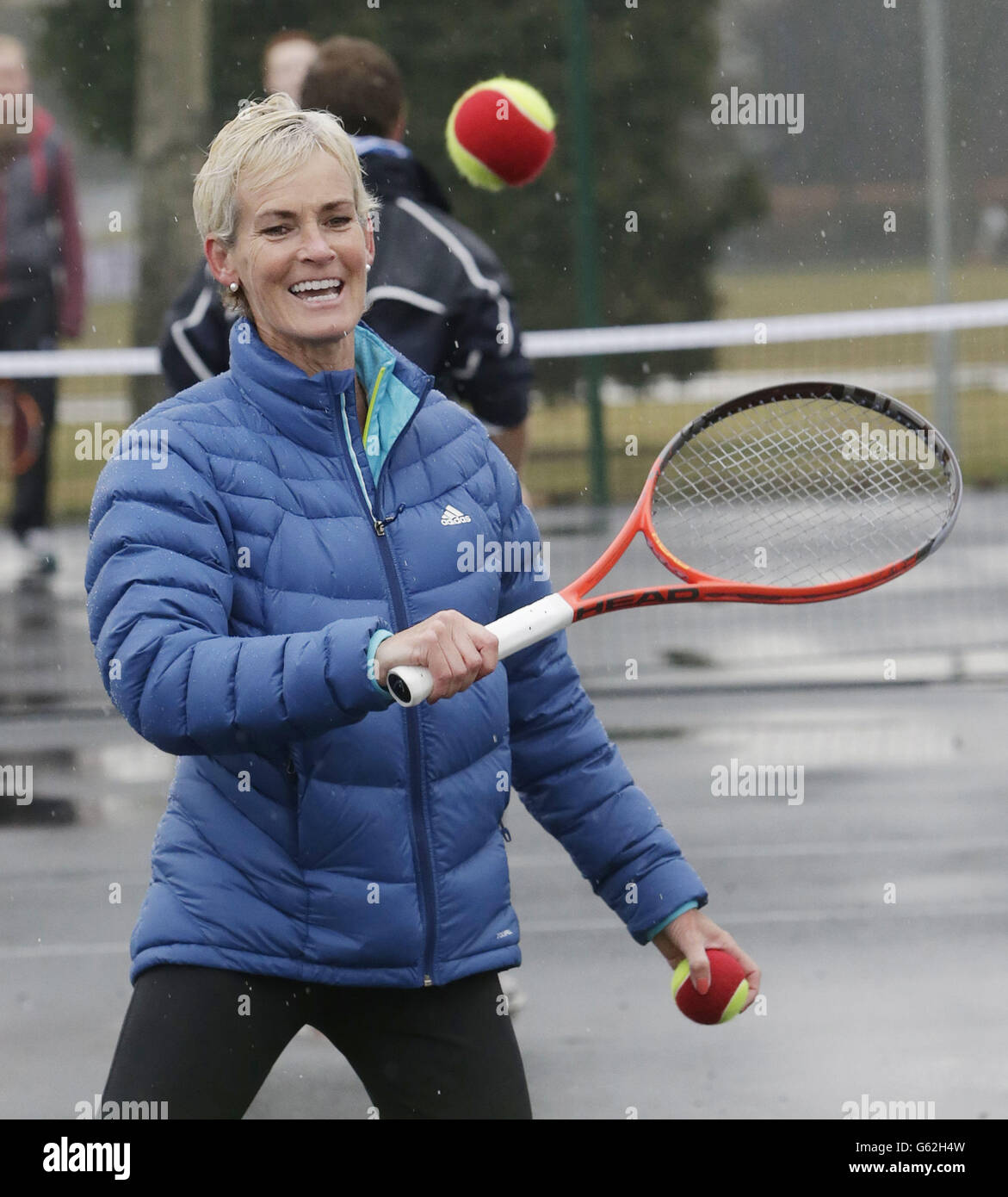 Drumchapel Park Tennisplätze. Judy Murray eröffnet die neu renovierten Tennisplätze im Drumchapel Park in Glasgow. Stockfoto