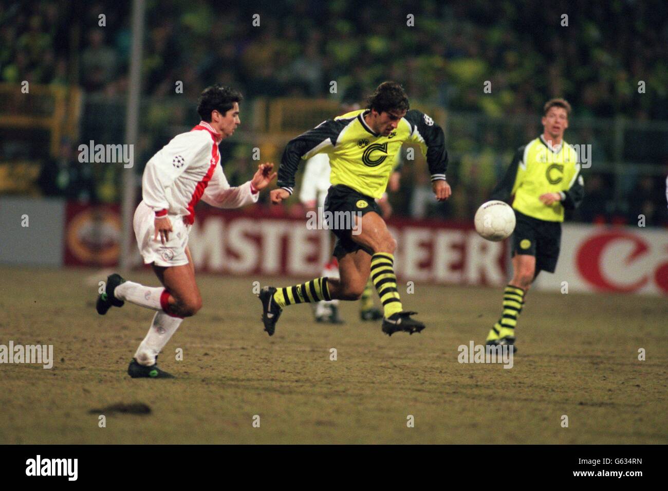 1996 97 Riedle Lasst Dortmund Jubeln Uefa Champions League Uefa Com